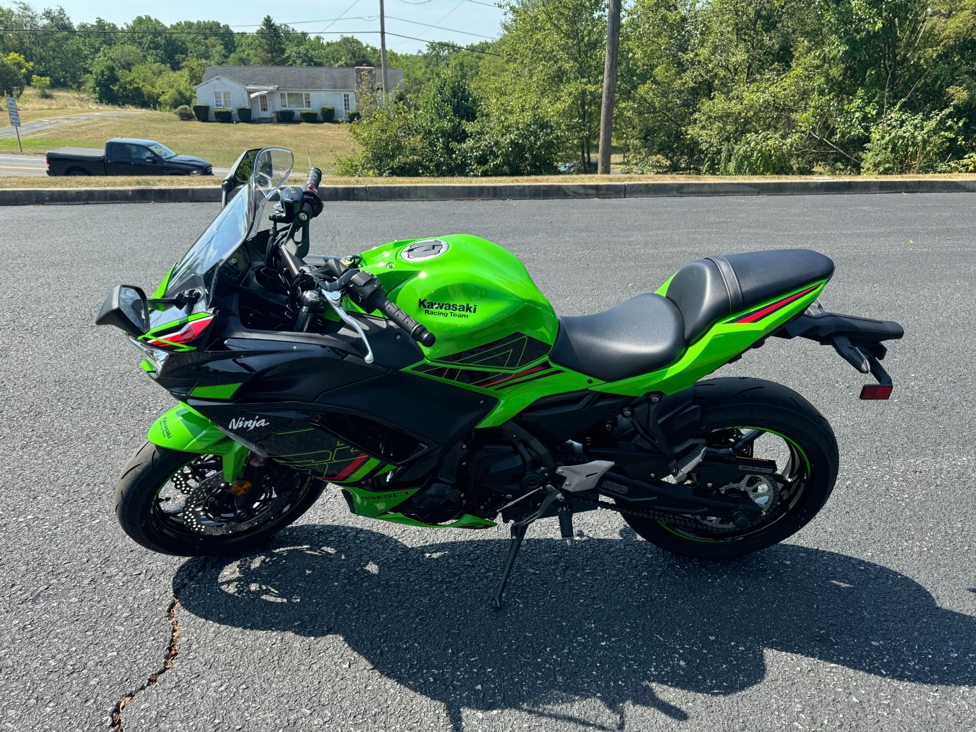 2024 Kawasaki Ninja 650 KRT Edition ABS in Mechanicsburg, Pennsylvania - Photo 6