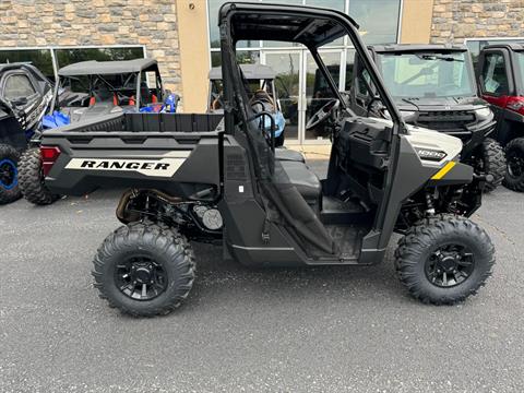 2025 Polaris Ranger 1000 Premium in Mechanicsburg, Pennsylvania - Photo 2