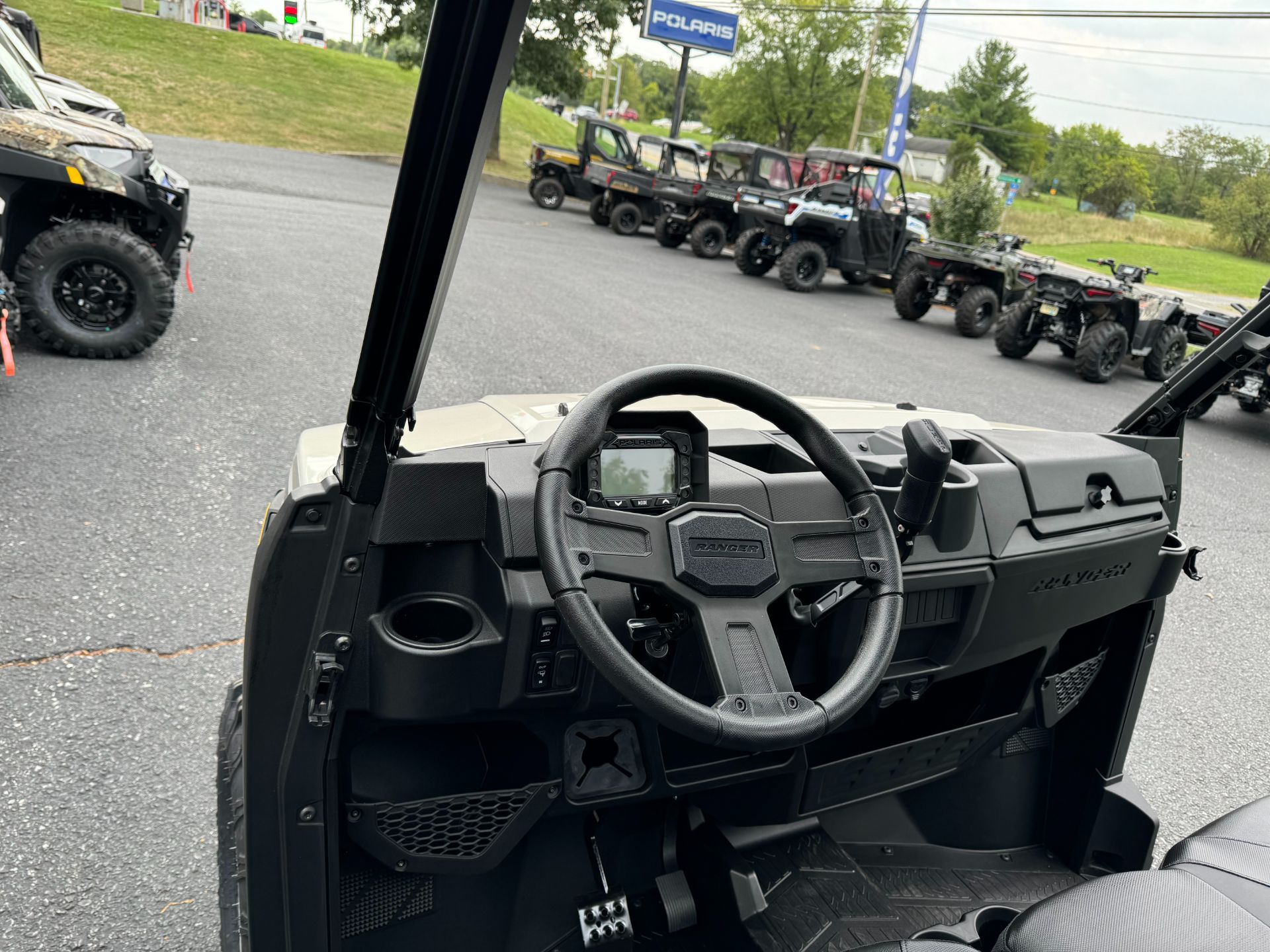 2025 Polaris Ranger 1000 Premium in Mechanicsburg, Pennsylvania - Photo 11