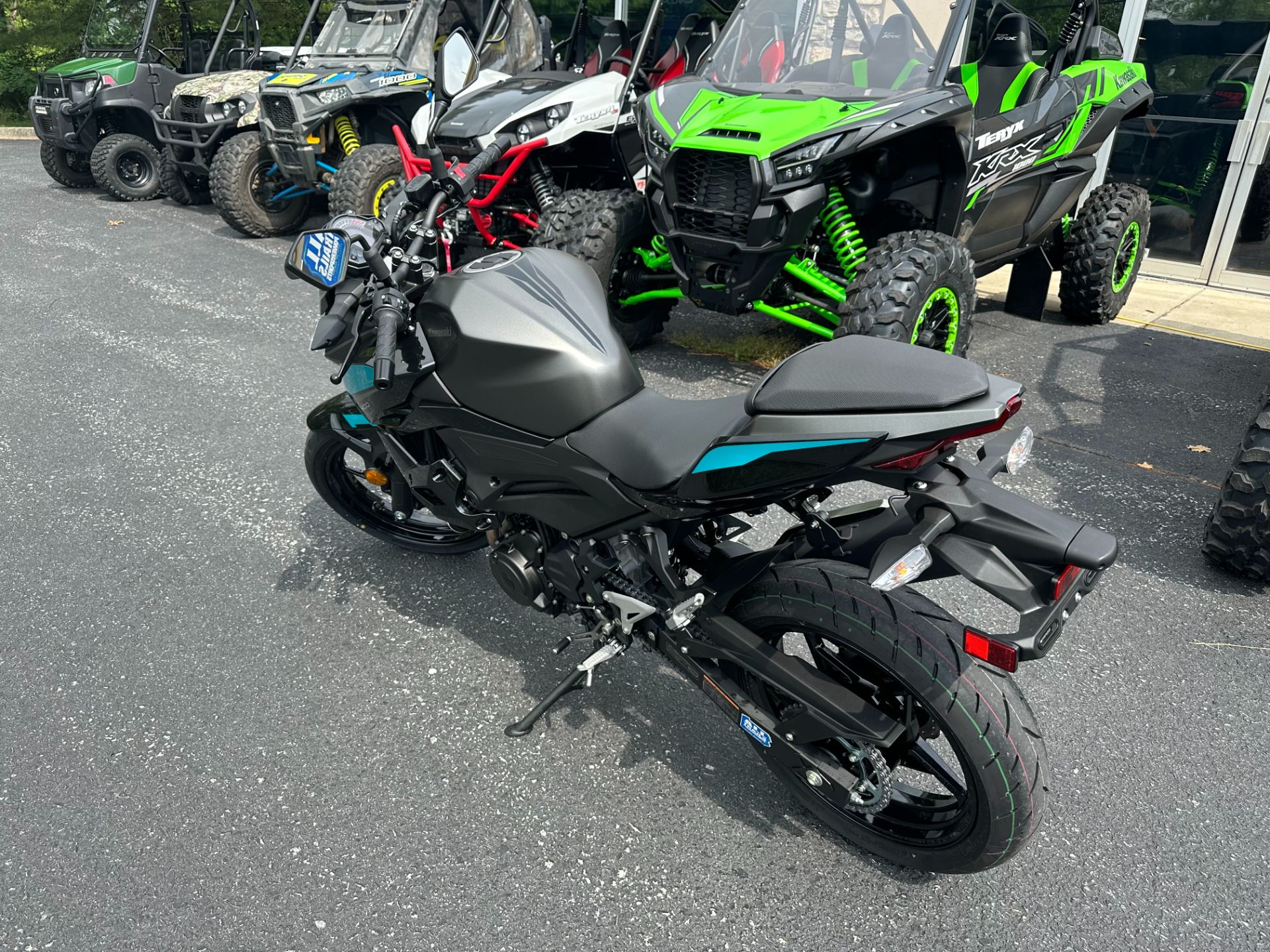 2023 Kawasaki Z400 ABS in Mechanicsburg, Pennsylvania - Photo 9