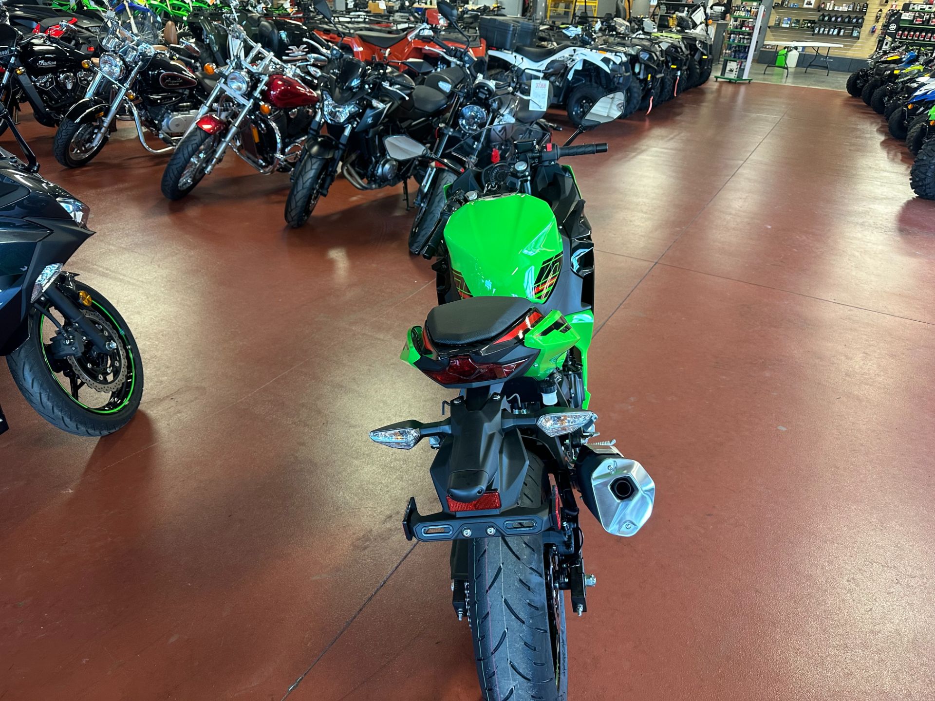 2023 Kawasaki Ninja 400 KRT Edition in Mechanicsburg, Pennsylvania - Photo 6