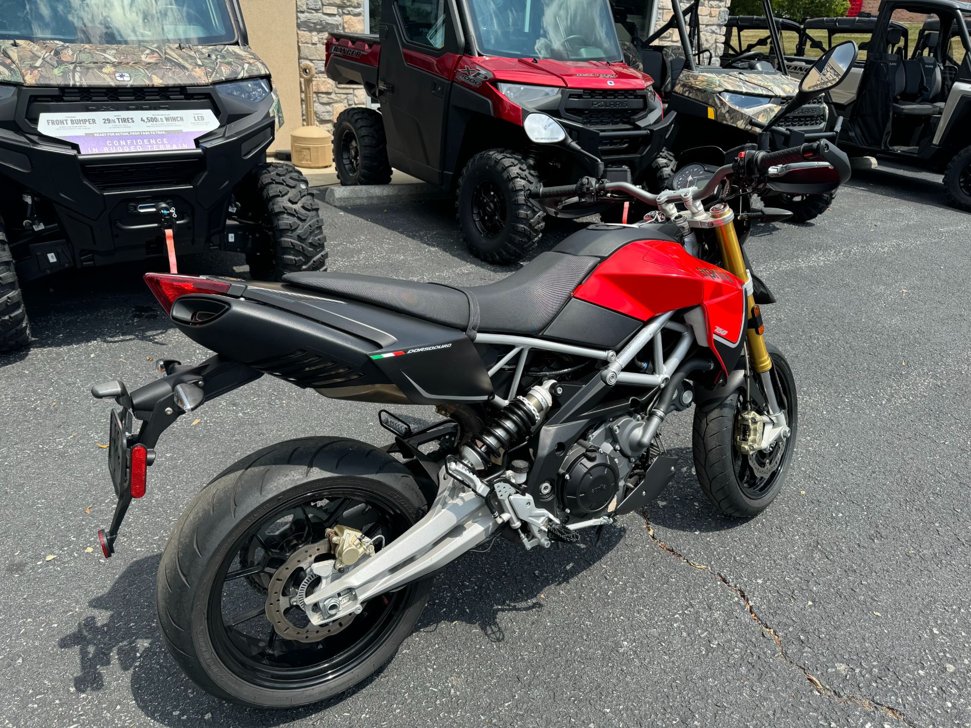 2014 Aprilia Dorsoduro 750 ABS in Mechanicsburg, Pennsylvania - Photo 3