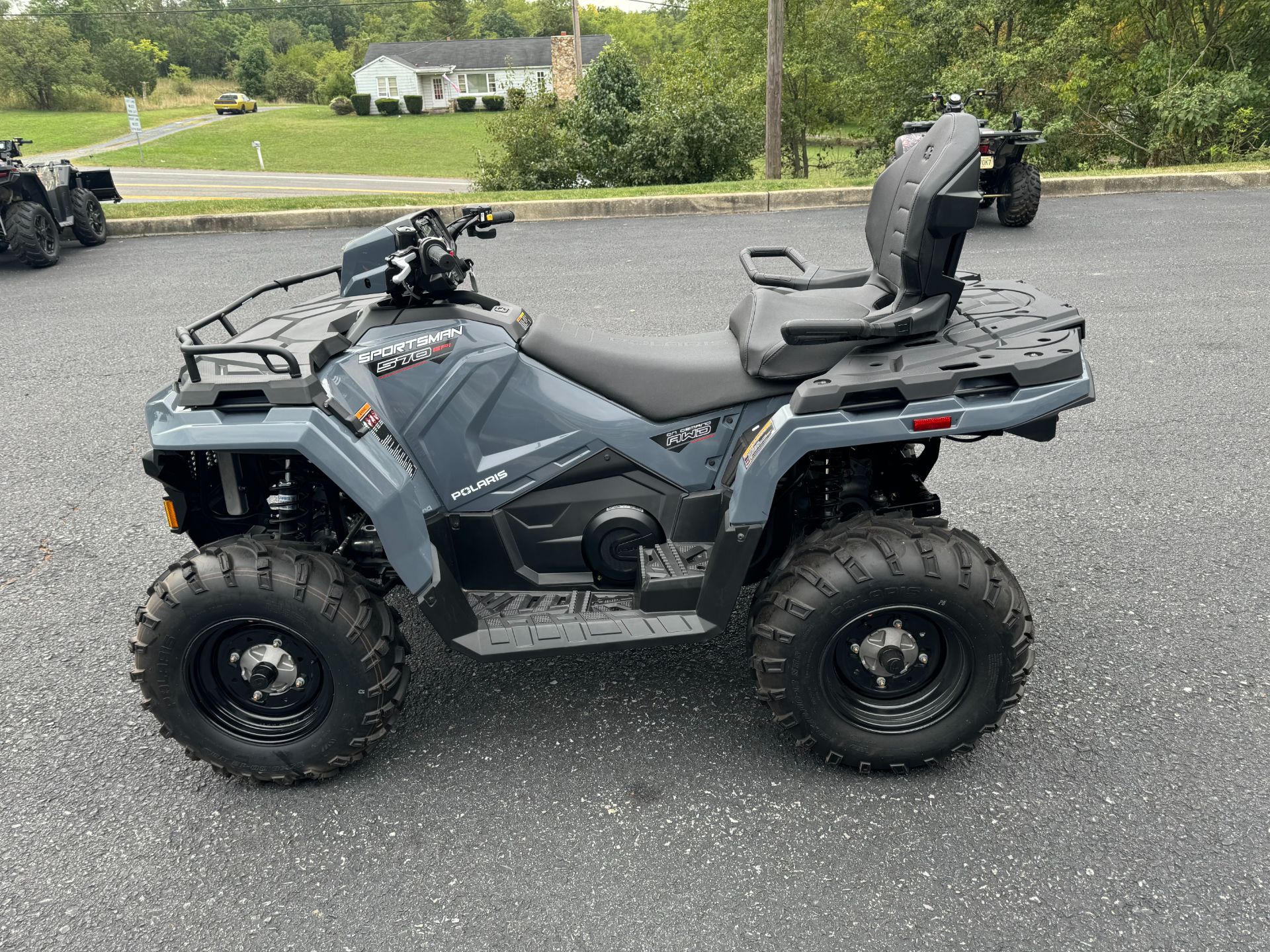 2025 Polaris Sportsman Touring 570 EPS in Mechanicsburg, Pennsylvania - Photo 6