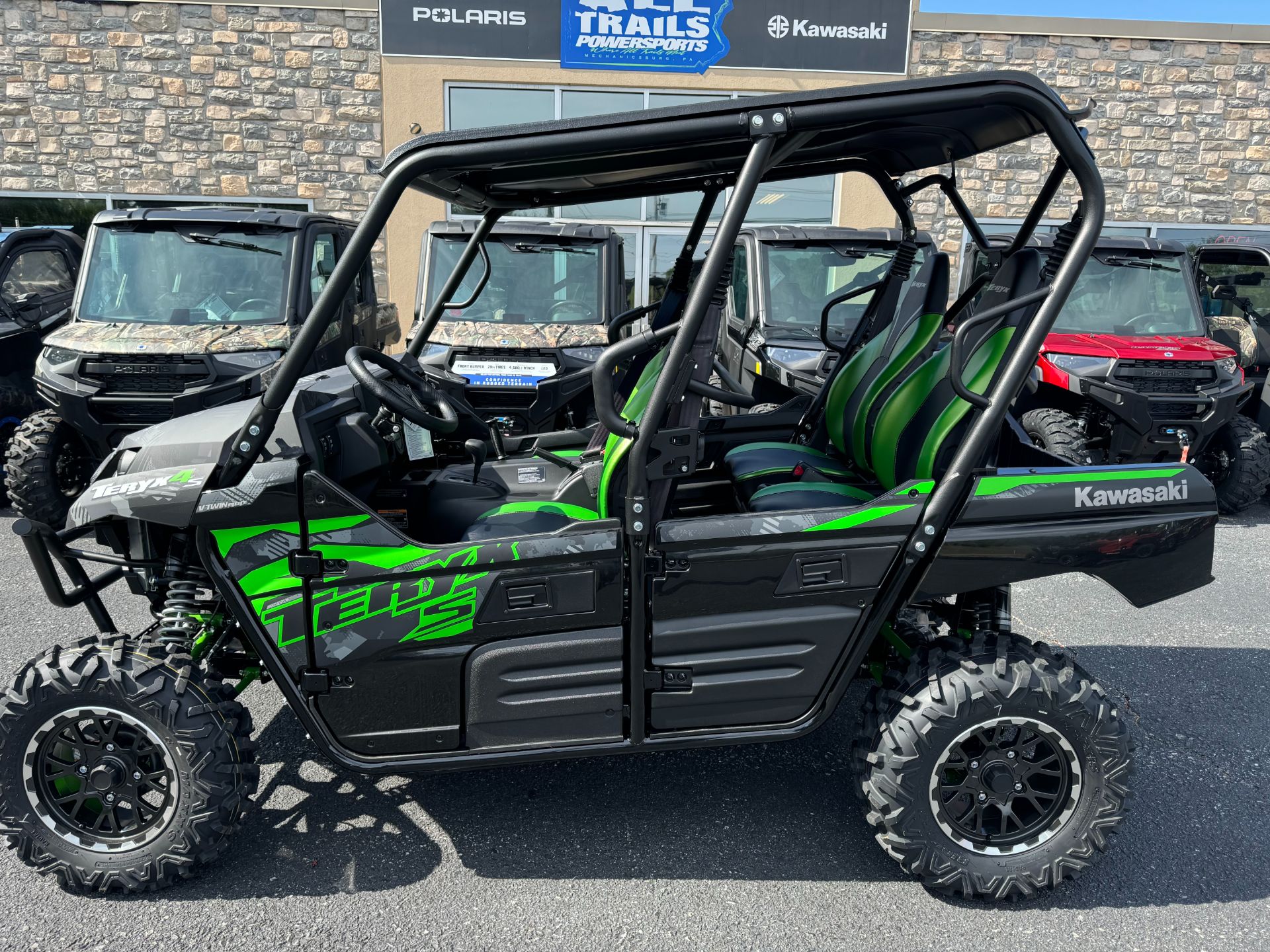 2025 Kawasaki Teryx4 S LE in Mechanicsburg, Pennsylvania - Photo 2