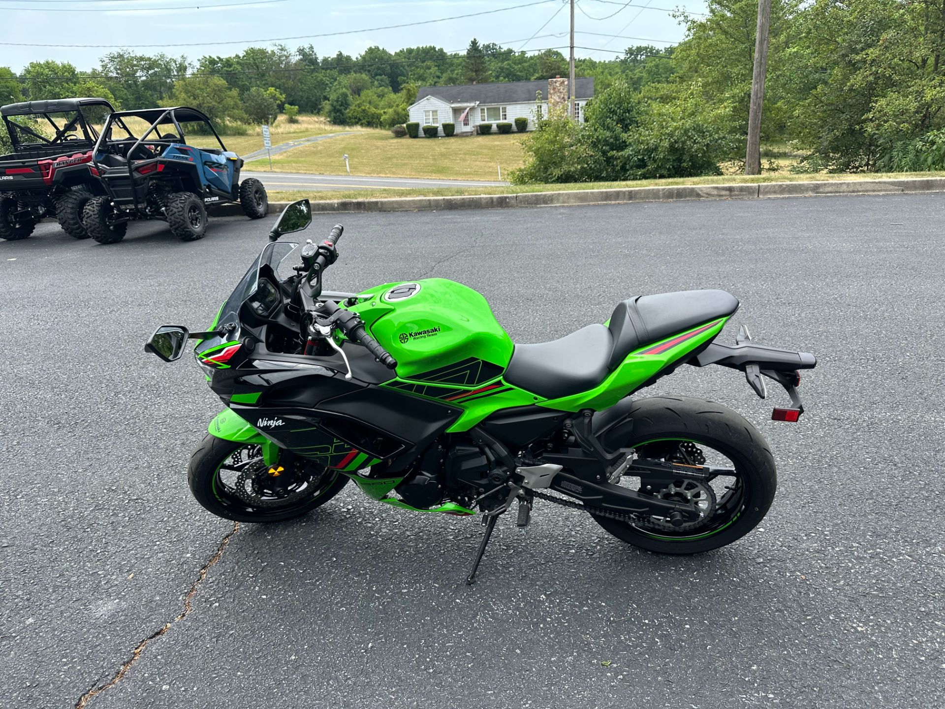 2023 Kawasaki Ninja 650 KRT Edition in Mechanicsburg, Pennsylvania - Photo 6