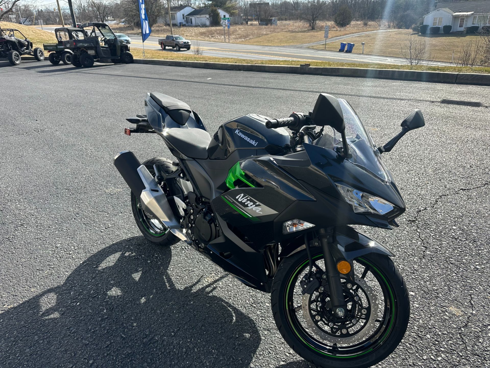 2023 Kawasaki Ninja 400 in Mechanicsburg, Pennsylvania - Photo 4