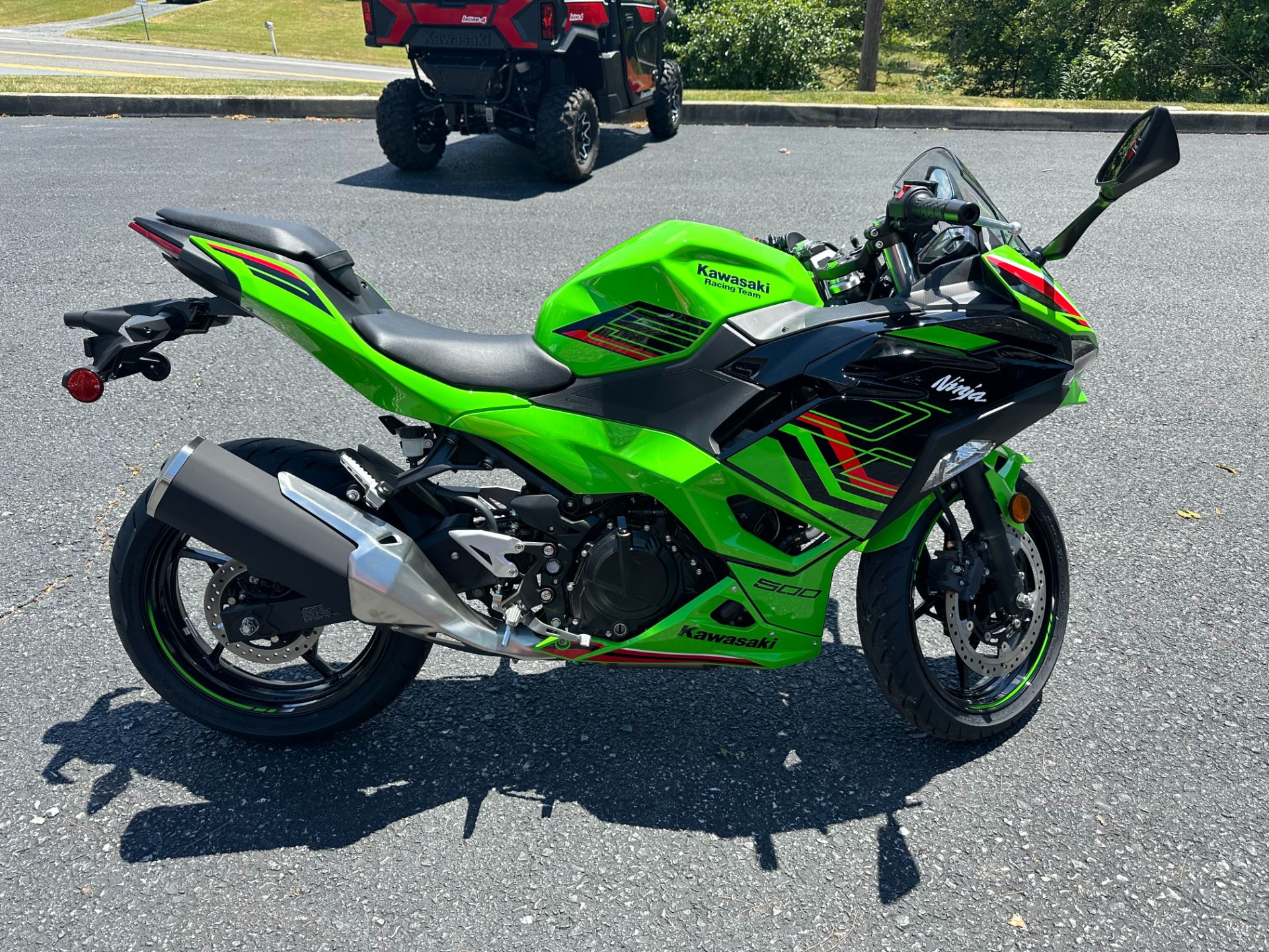 2024 Kawasaki Ninja 500 KRT Edition in Mechanicsburg, Pennsylvania - Photo 6