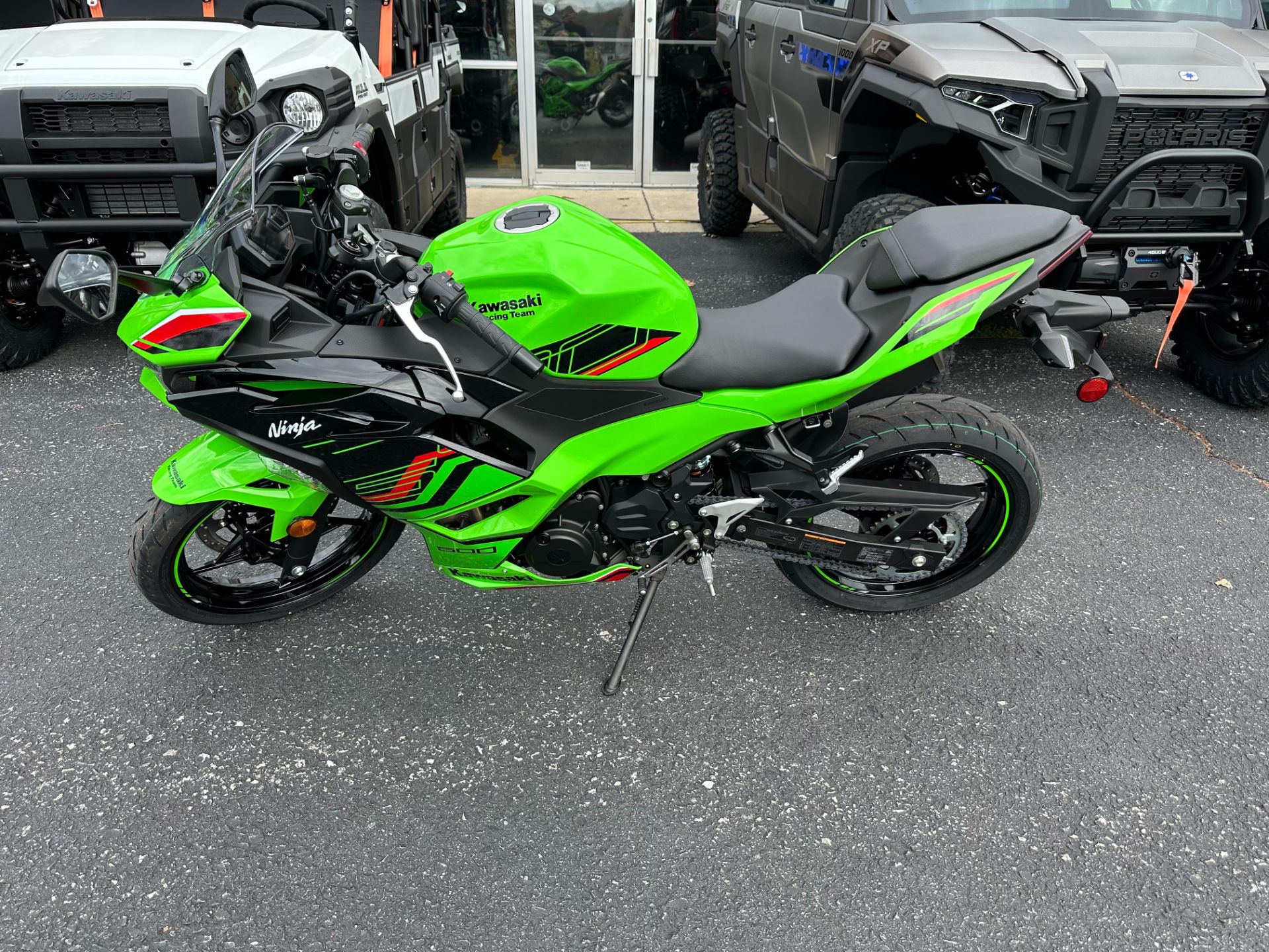 2024 Kawasaki Ninja 500 KRT Edition in Mechanicsburg, Pennsylvania - Photo 2