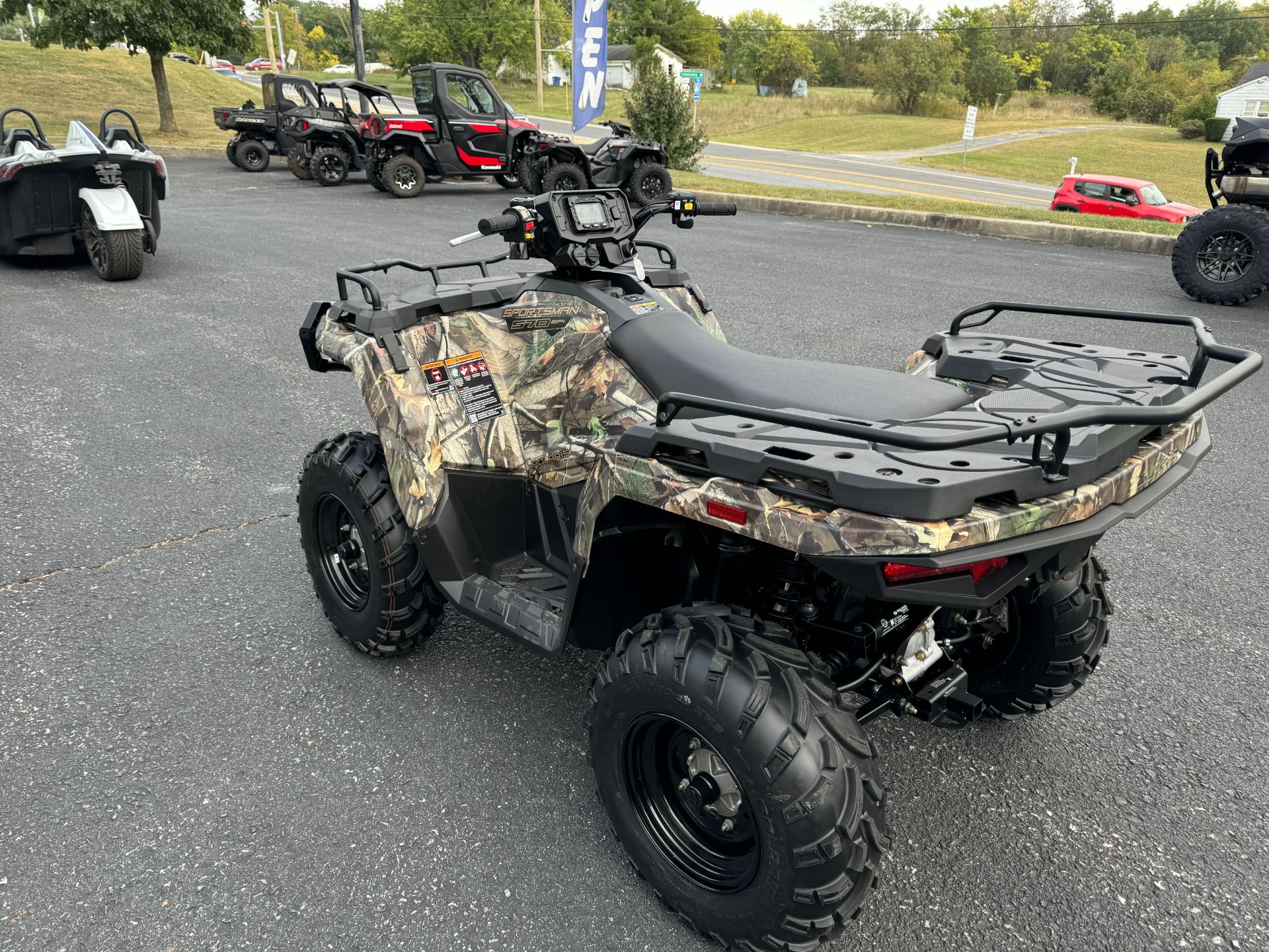 2025 Polaris Sportsman 570 EPS in Mechanicsburg, Pennsylvania - Photo 4