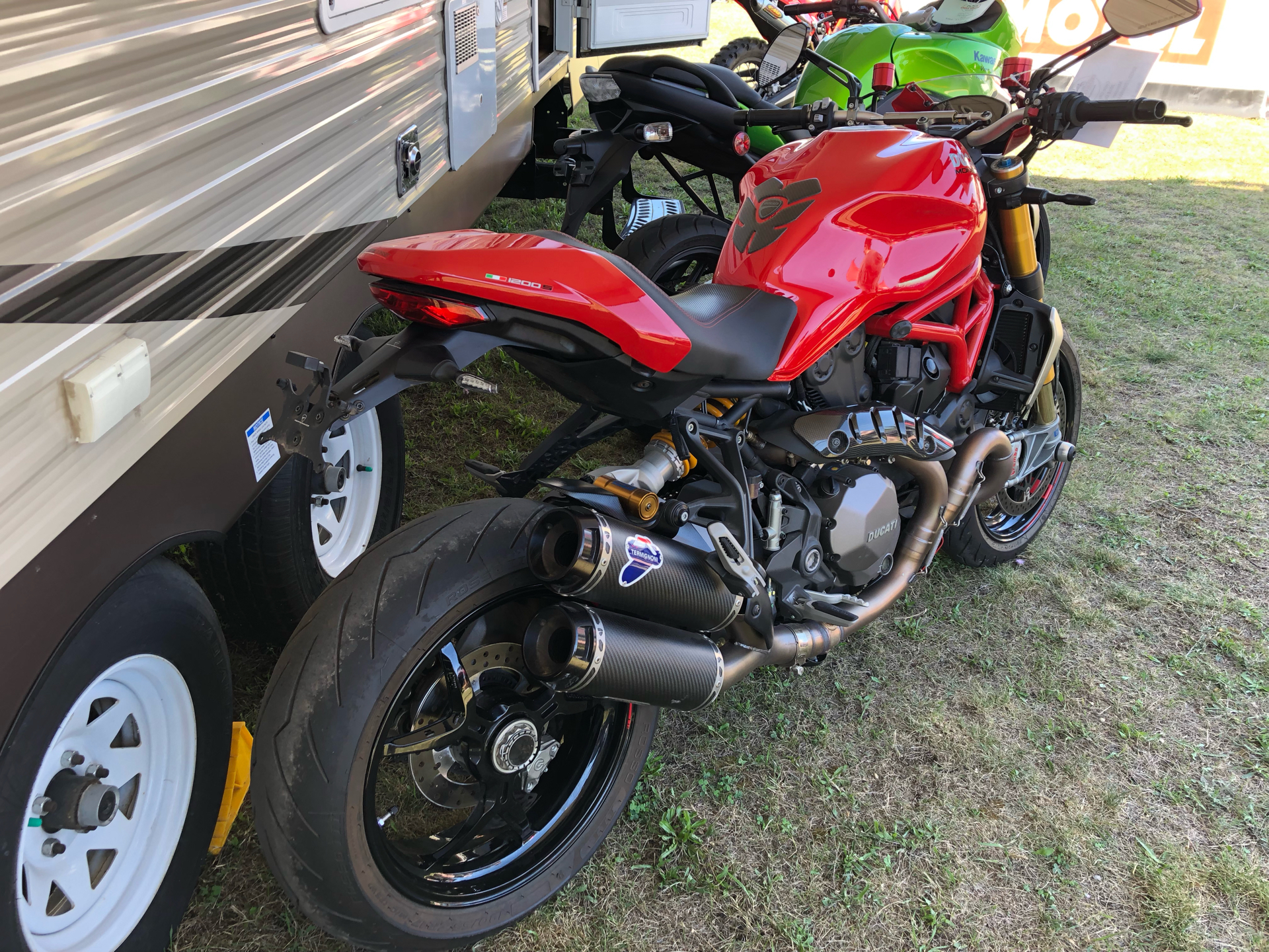 2018 Ducati Monster 1200 S in Escanaba, Michigan - Photo 2