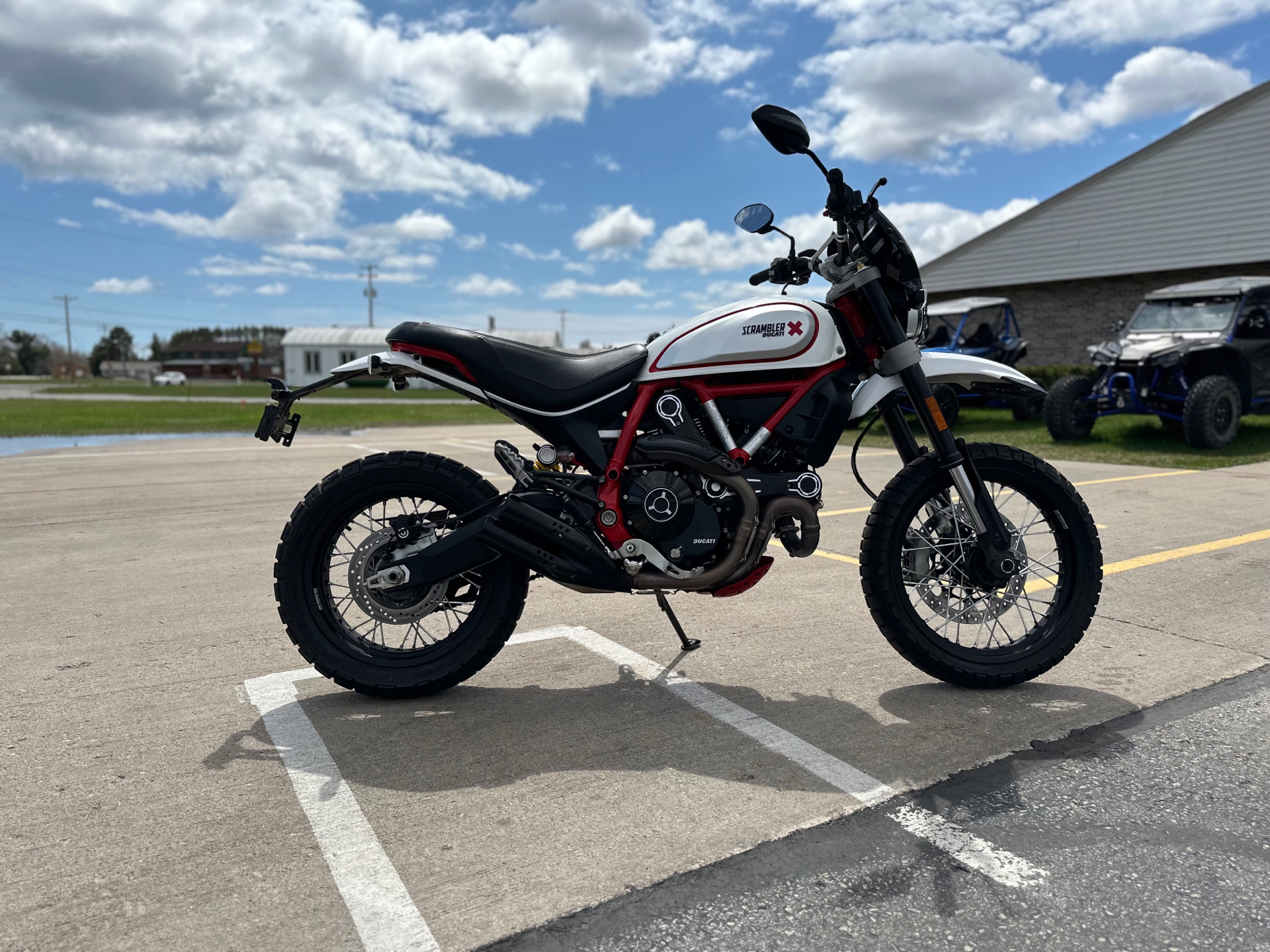 2019 Ducati Scrambler Desert Sled in Escanaba, Michigan - Photo 2