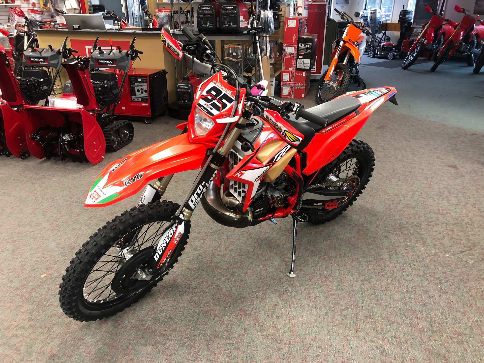 2021 Beta 300 RR 2-Stroke Race Edition in Escanaba, Michigan - Photo 6