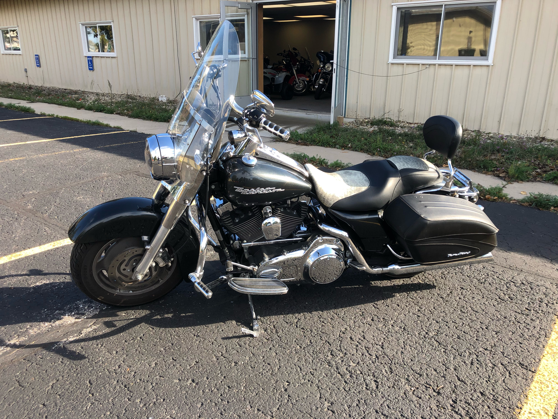 2007 Harley-Davidson Road King® Custom in Escanaba, Michigan - Photo 1