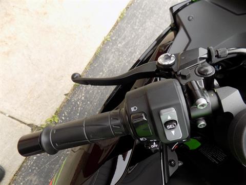 2024 Kawasaki Ninja ZX-6R KRT Edition in Janesville, Wisconsin - Photo 19