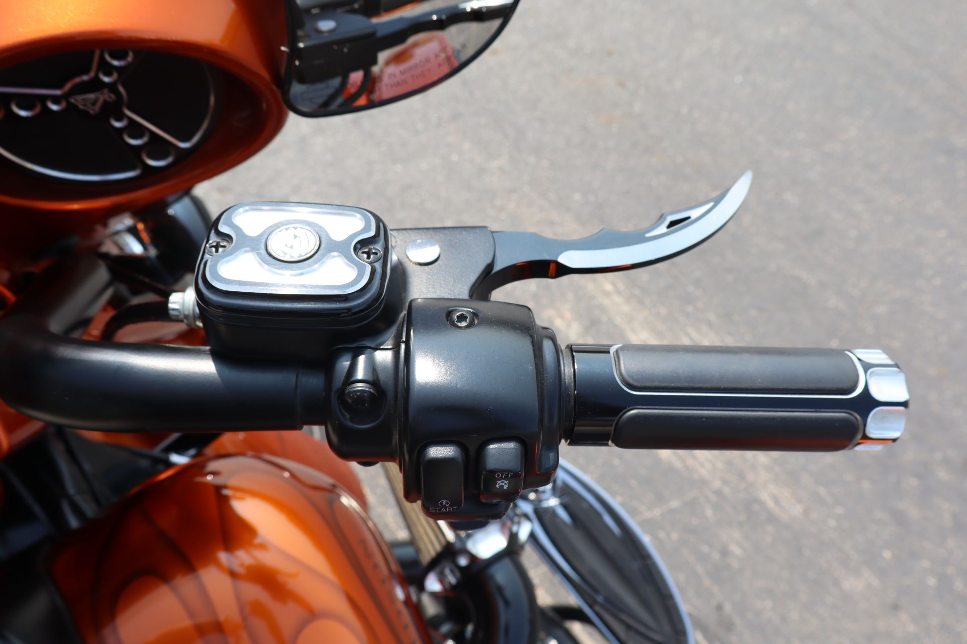 2002 Harley-Davidson FLHTC/FLHTCI Electra Glide® Classic in Janesville, Wisconsin - Photo 30