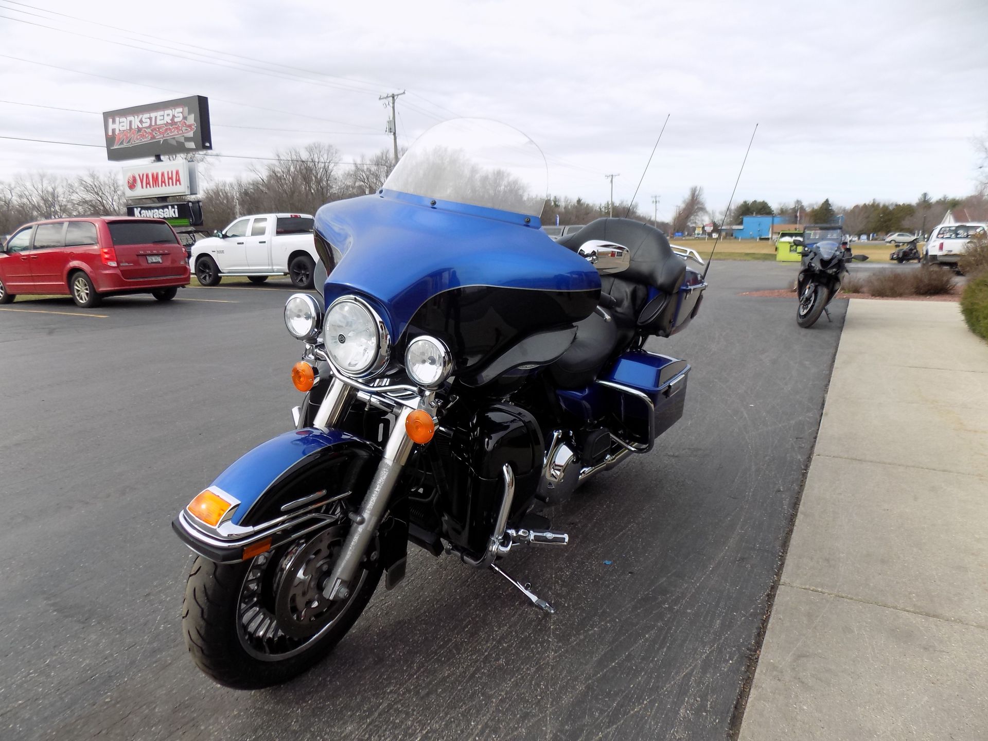 2010 Harley-Davidson Electra Glide® Ultra Limited in Janesville, Wisconsin - Photo 4