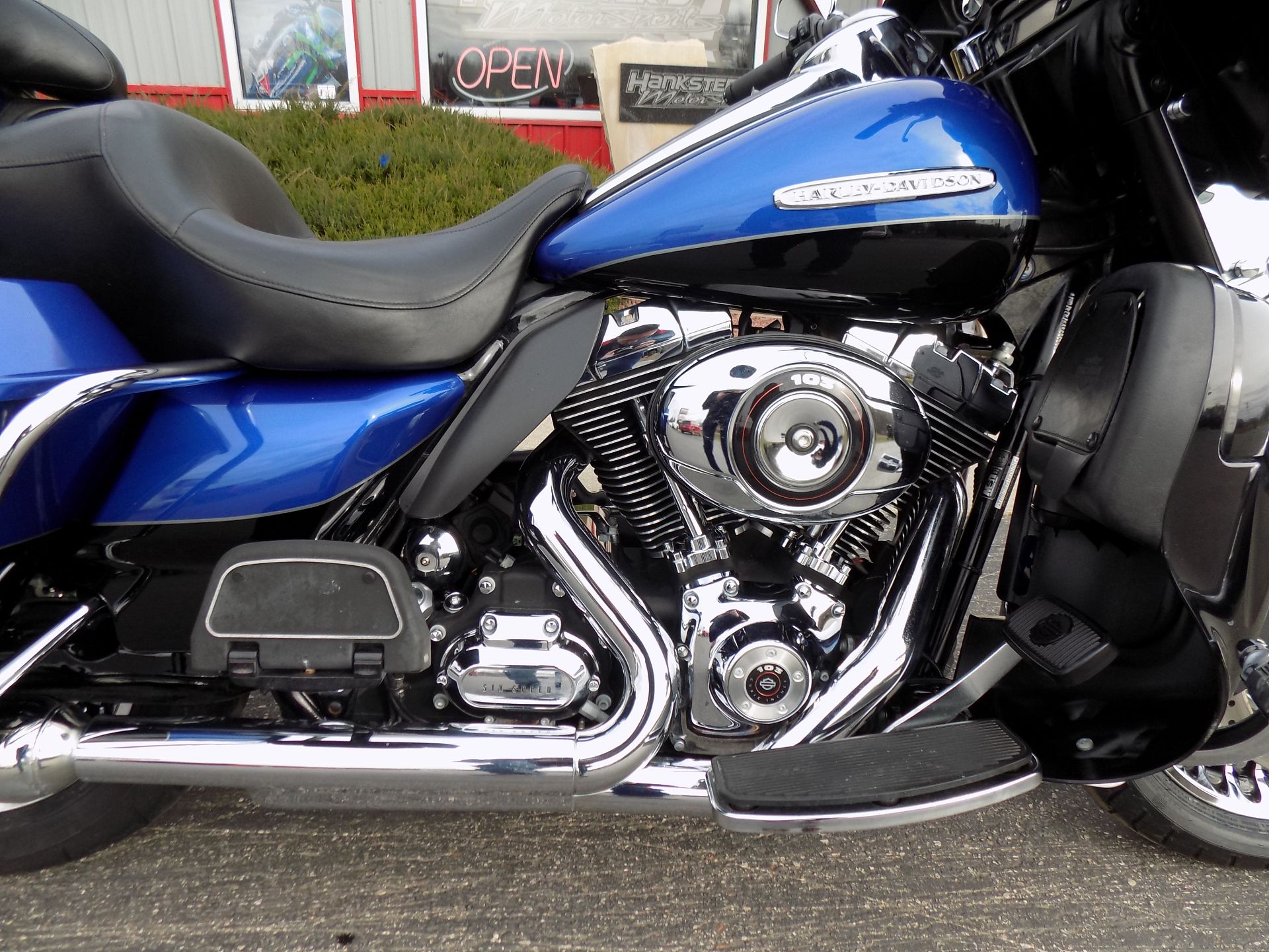 2010 Harley-Davidson Electra Glide® Ultra Limited in Janesville, Wisconsin - Photo 14