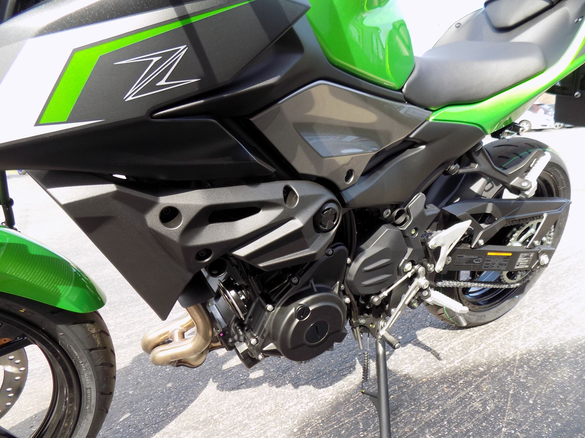 2024 Kawasaki Z500 ABS in Janesville, Wisconsin - Photo 14