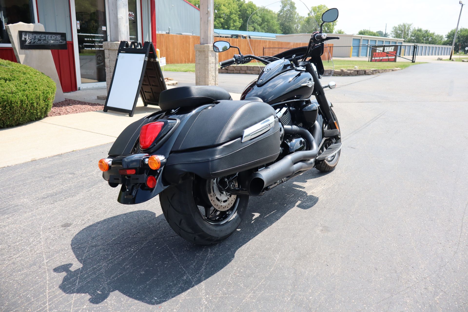 2013 Suzuki Boulevard C90T B.O.S.S. in Janesville, Wisconsin - Photo 9