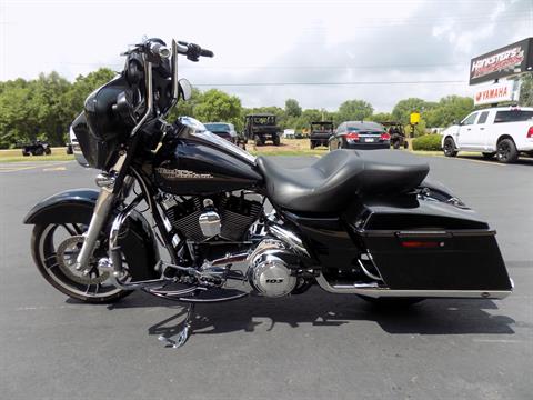 2012 Harley-Davidson Street Glide® in Janesville, Wisconsin - Photo 5