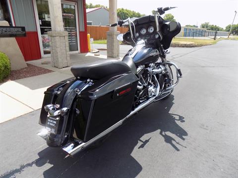 2012 Harley-Davidson Street Glide® in Janesville, Wisconsin - Photo 8