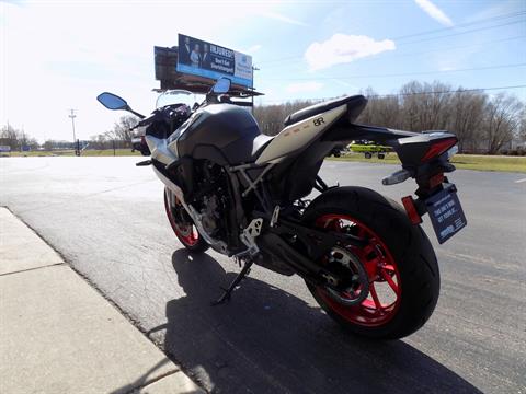 2024 Suzuki GSX-8R in Janesville, Wisconsin - Photo 6