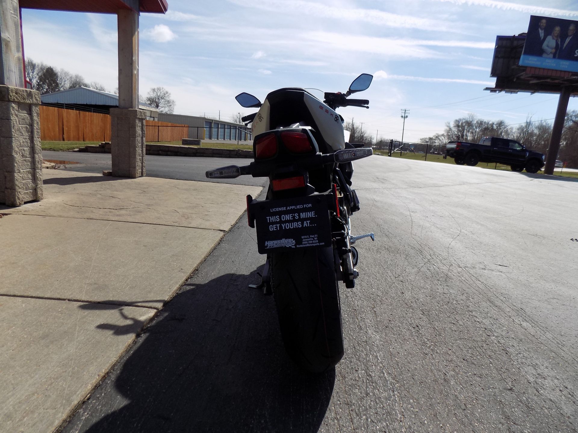 2024 Suzuki GSX-8R in Janesville, Wisconsin - Photo 7