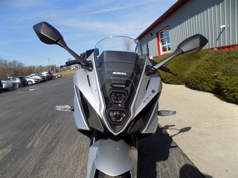 2024 Suzuki GSX-8R in Janesville, Wisconsin - Photo 10