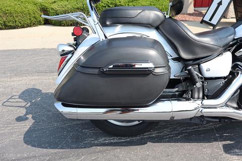 2009 Yamaha V Star 1300 Tourer in Janesville, Wisconsin - Photo 10