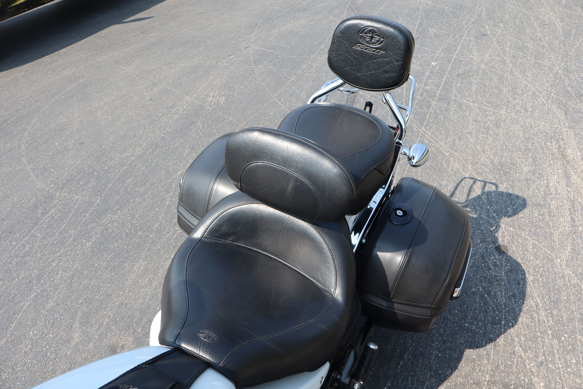 2009 Yamaha V Star 1300 Tourer in Janesville, Wisconsin - Photo 17