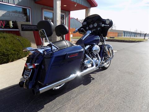 2012 Harley-Davidson Street Glide® in Janesville, Wisconsin - Photo 9