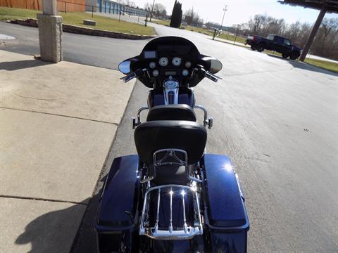 2012 Harley-Davidson Street Glide® in Janesville, Wisconsin - Photo 13