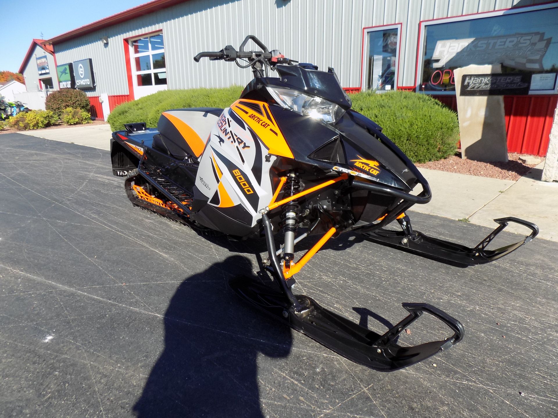 2018 Arctic Cat XF 8000 High Country in Janesville, Wisconsin - Photo 2