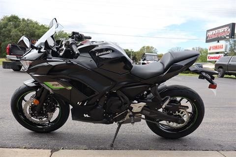 2025 Kawasaki Ninja 650 in Janesville, Wisconsin - Photo 5