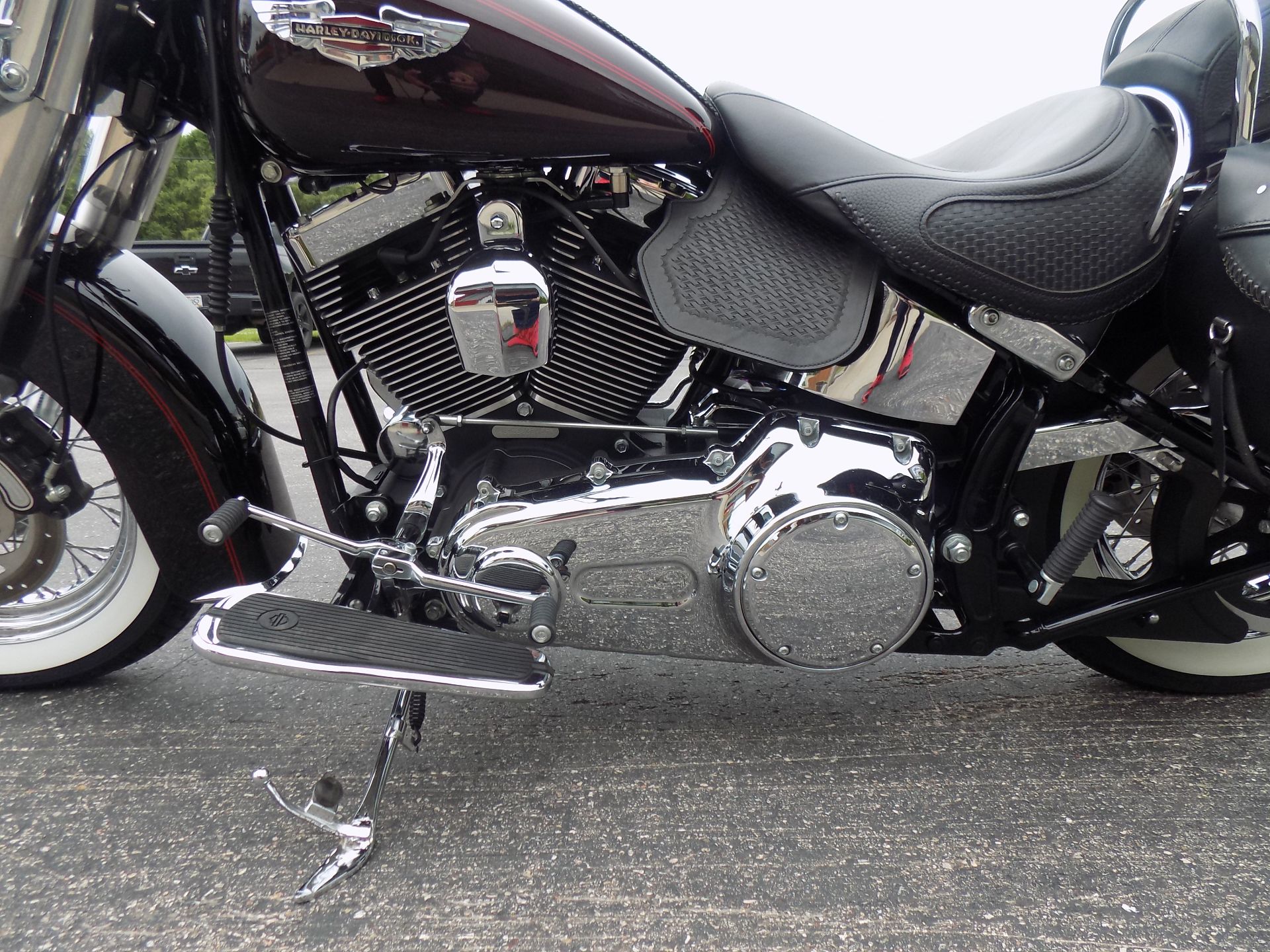2011 Harley-Davidson Softail® Deluxe in Janesville, Wisconsin - Photo 14
