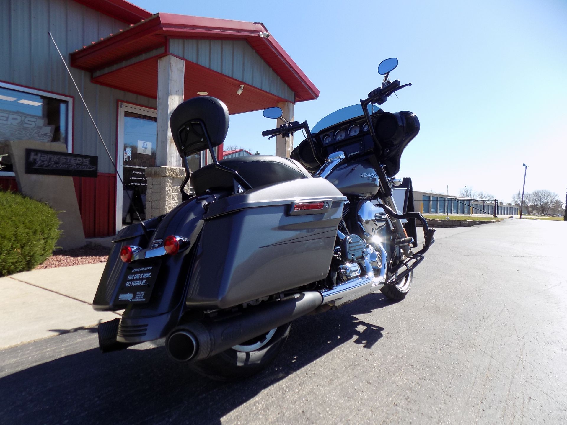 2015 Harley-Davidson Street Glide® Special in Janesville, Wisconsin - Photo 9