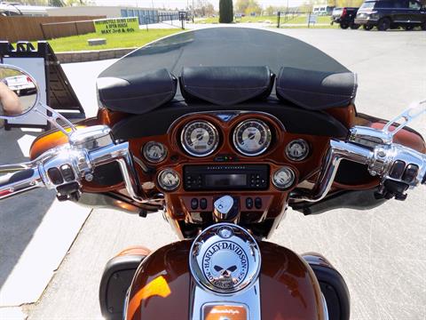 2008 Harley-Davidson CVO™ Screamin' Eagle® Ultra Classic® Electra Glide® in Janesville, Wisconsin - Photo 24