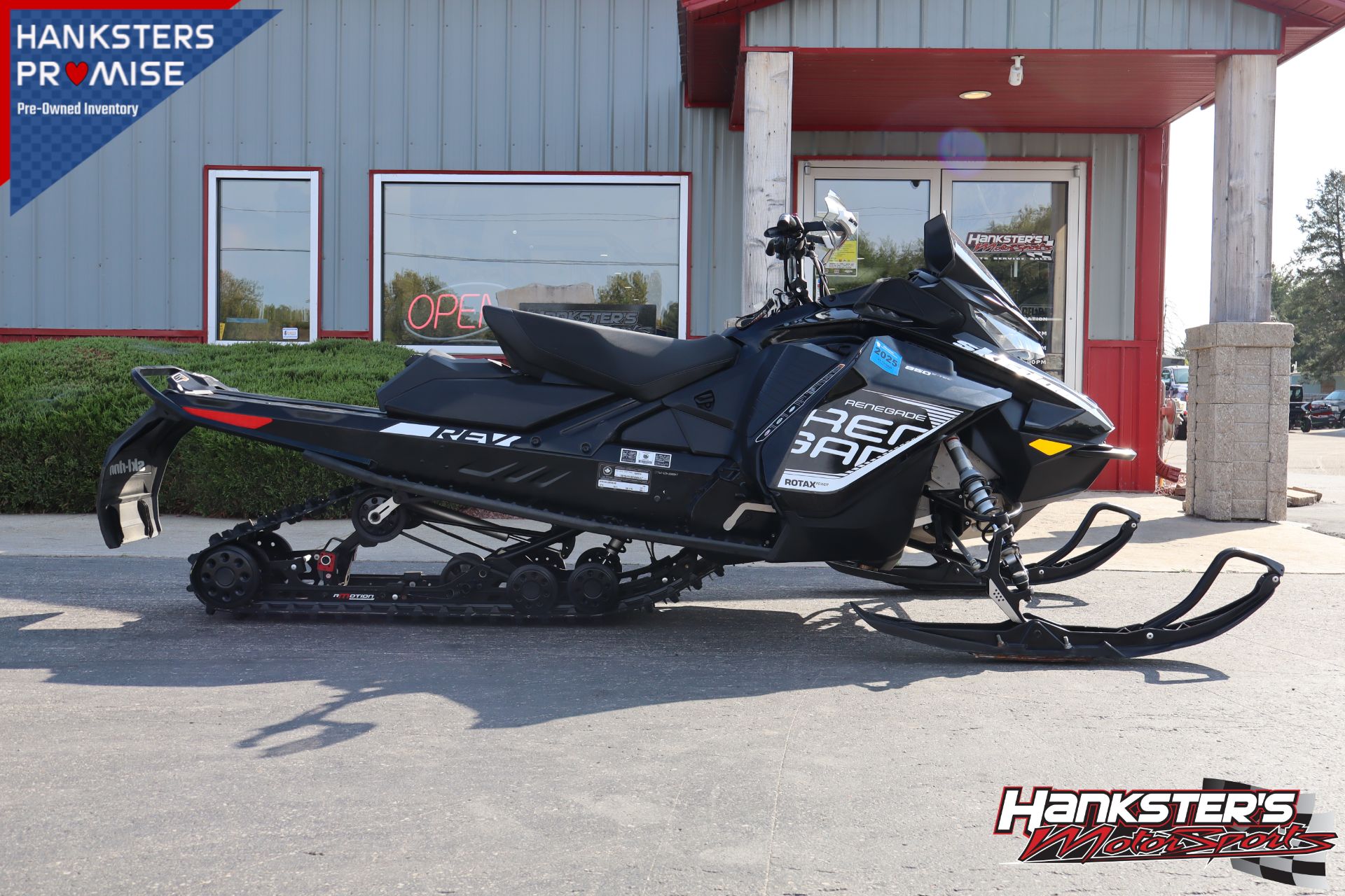 2017 Ski-Doo Renegade Adrenaline 850 E-TEC in Janesville, Wisconsin - Photo 1