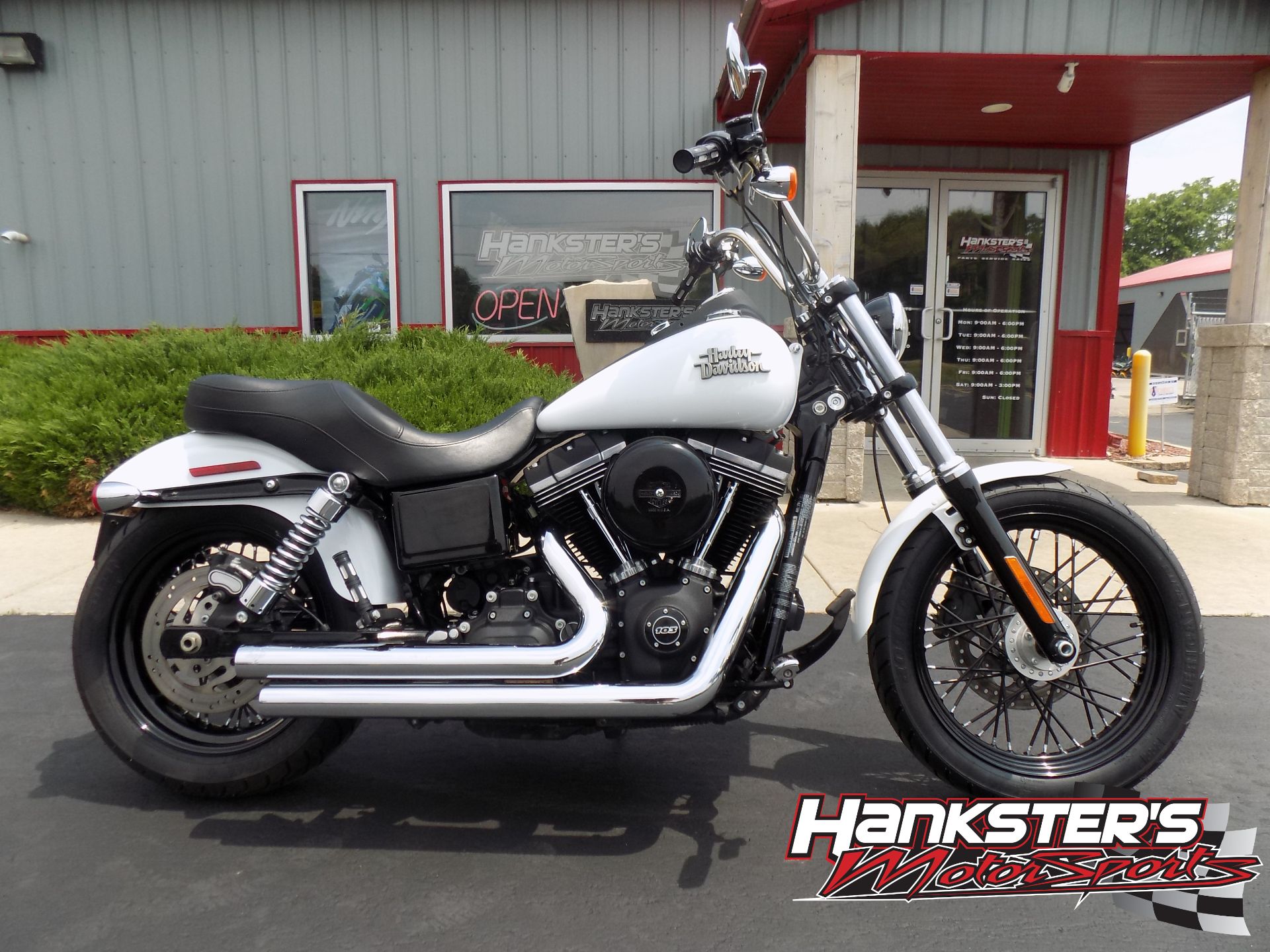 2016 Harley-Davidson Street Bob® in Janesville, Wisconsin - Photo 1