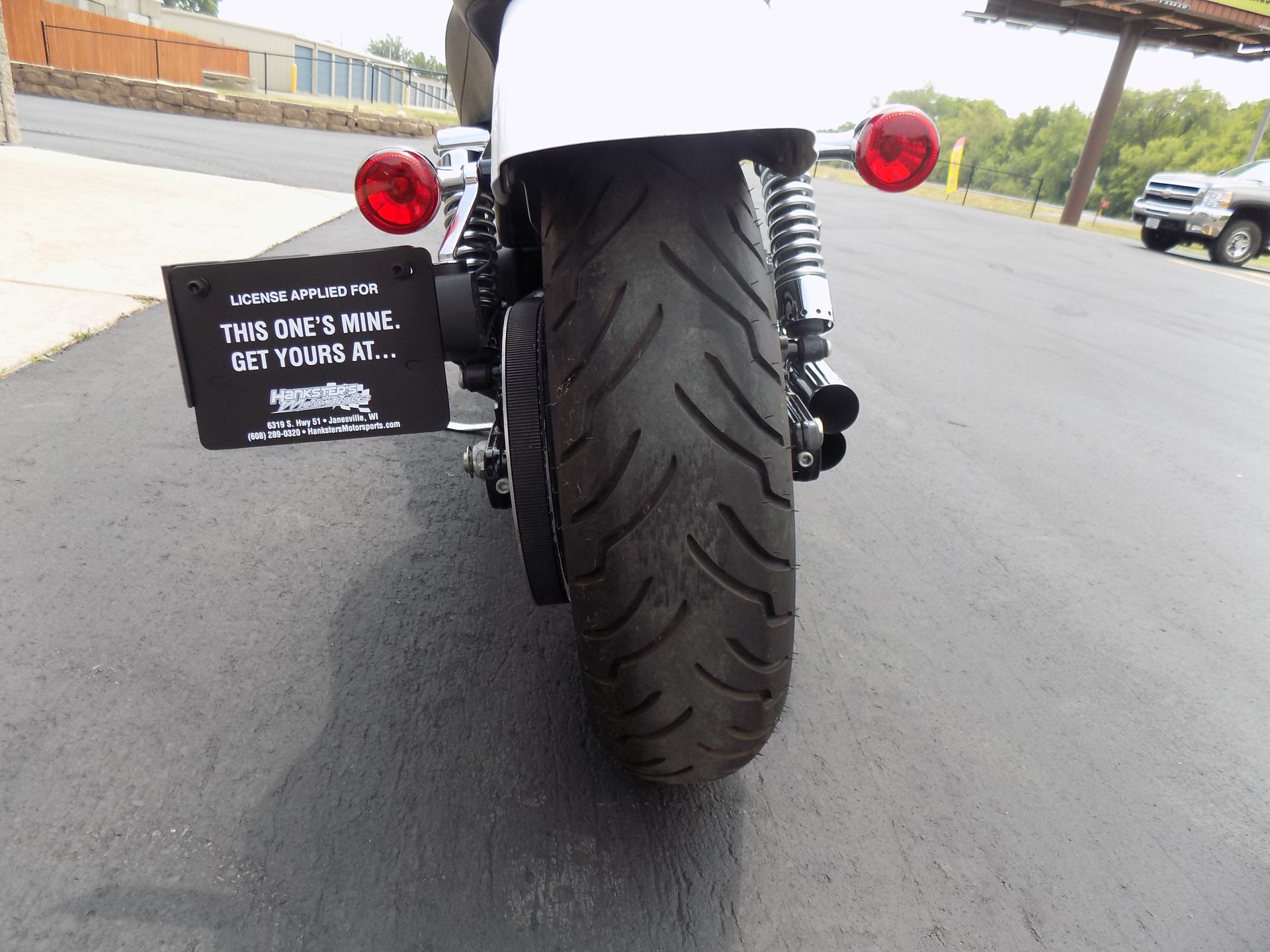 2016 Harley-Davidson Street Bob® in Janesville, Wisconsin - Photo 15