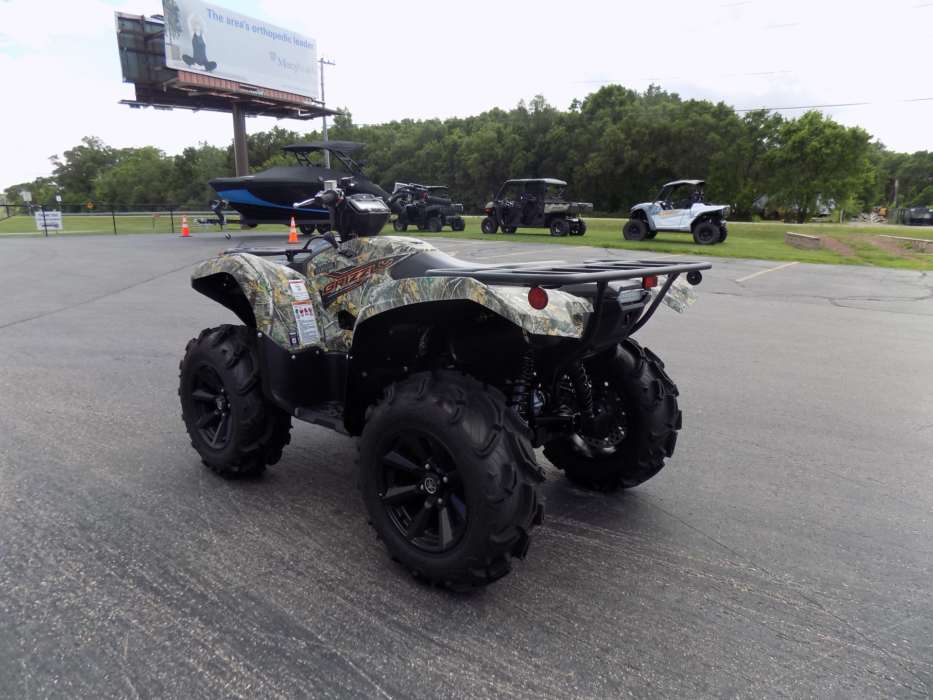 2024 Yamaha Grizzly EPS Camo in Janesville, Wisconsin - Photo 6