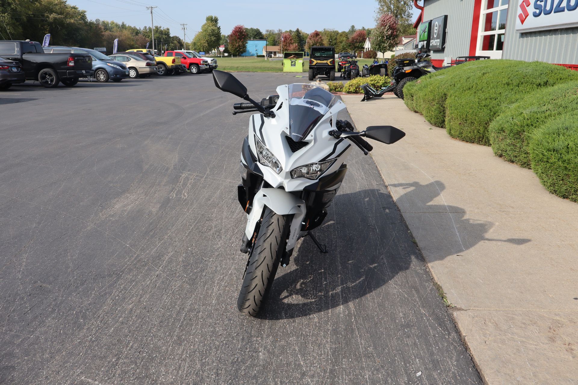 2025 Kawasaki Ninja ZX-4RR ABS in Janesville, Wisconsin - Photo 3