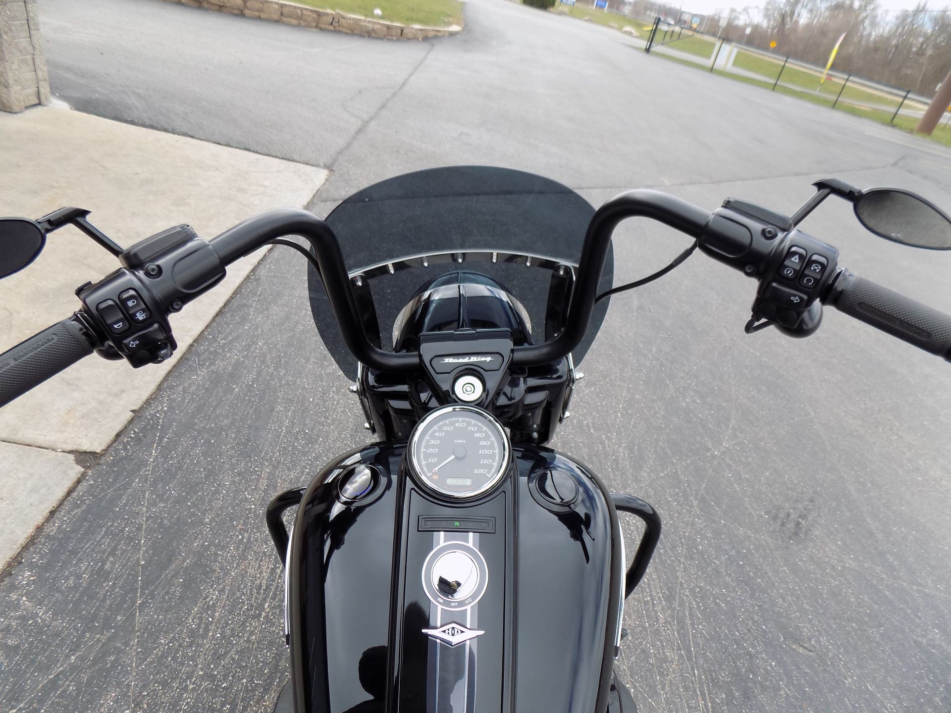2018 Harley-Davidson Road King® Special in Janesville, Wisconsin - Photo 18
