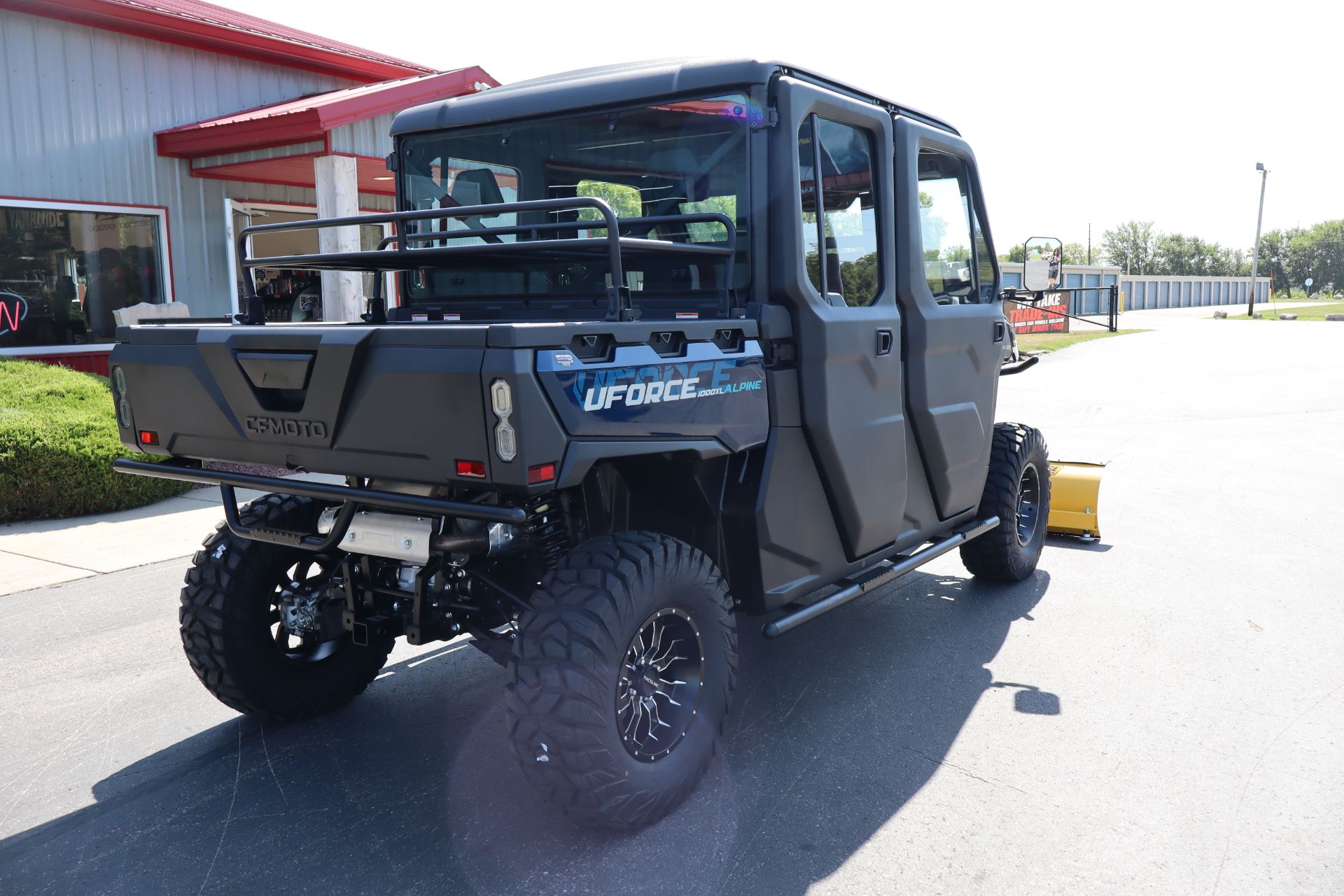 2024 CFMOTO UFORCE 1000 XL Alpine in Janesville, Wisconsin - Photo 8