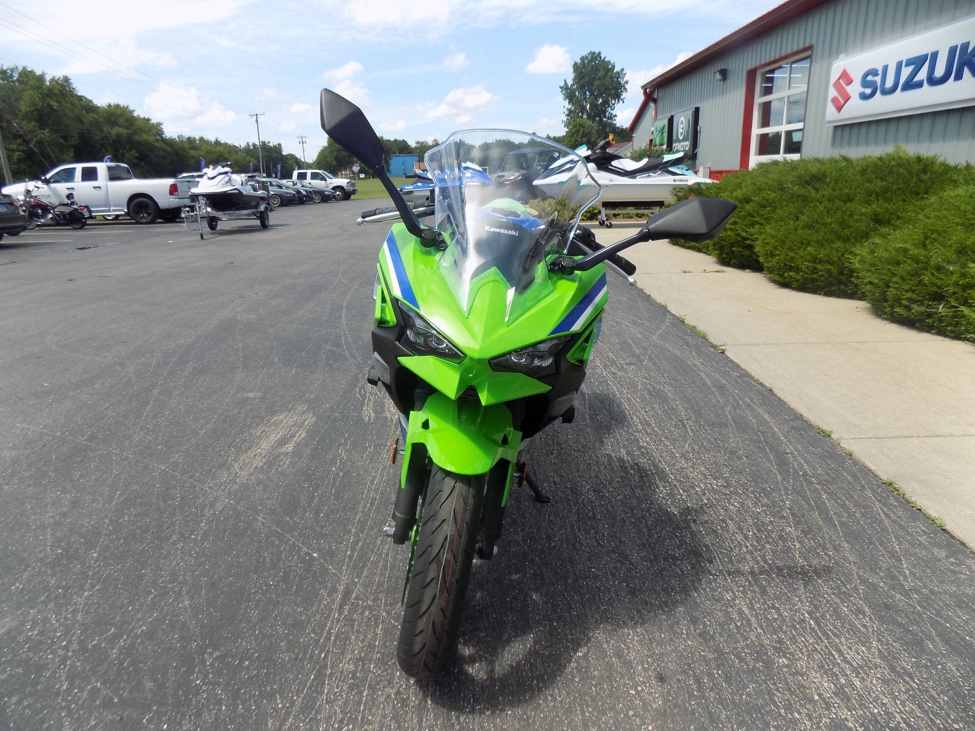 2024 Kawasaki Ninja 500 SE 40th Anniversary Edition ABS in Janesville, Wisconsin - Photo 3