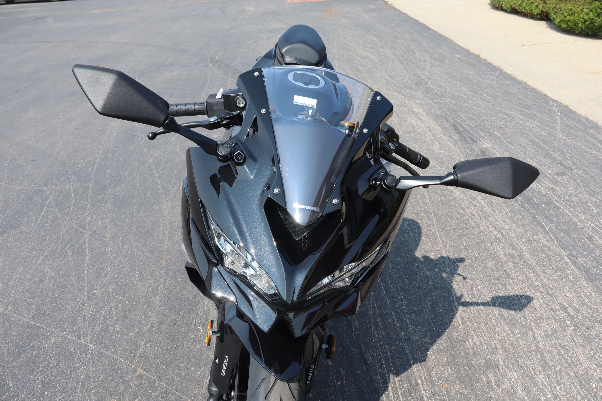 2024 Kawasaki Ninja ZX-4R ABS in Janesville, Wisconsin - Photo 12