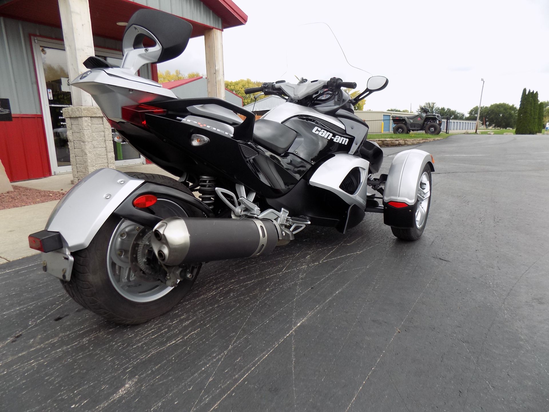 2009 Can-Am Spyder™ GS Roadster with SM5 Transmission (manual) in Janesville, Wisconsin - Photo 8
