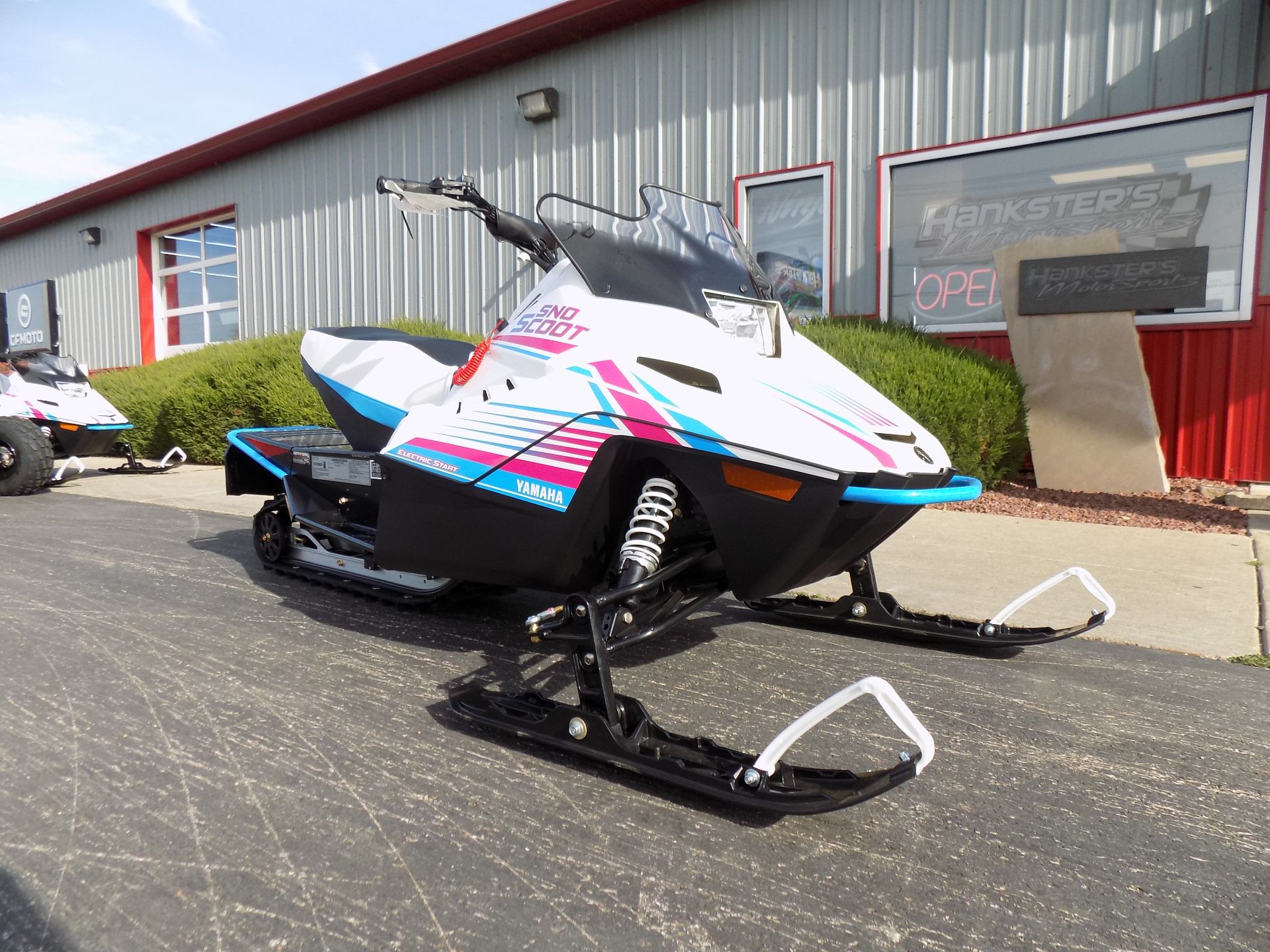 2024 Yamaha Snoscoot ES in Janesville, Wisconsin - Photo 2