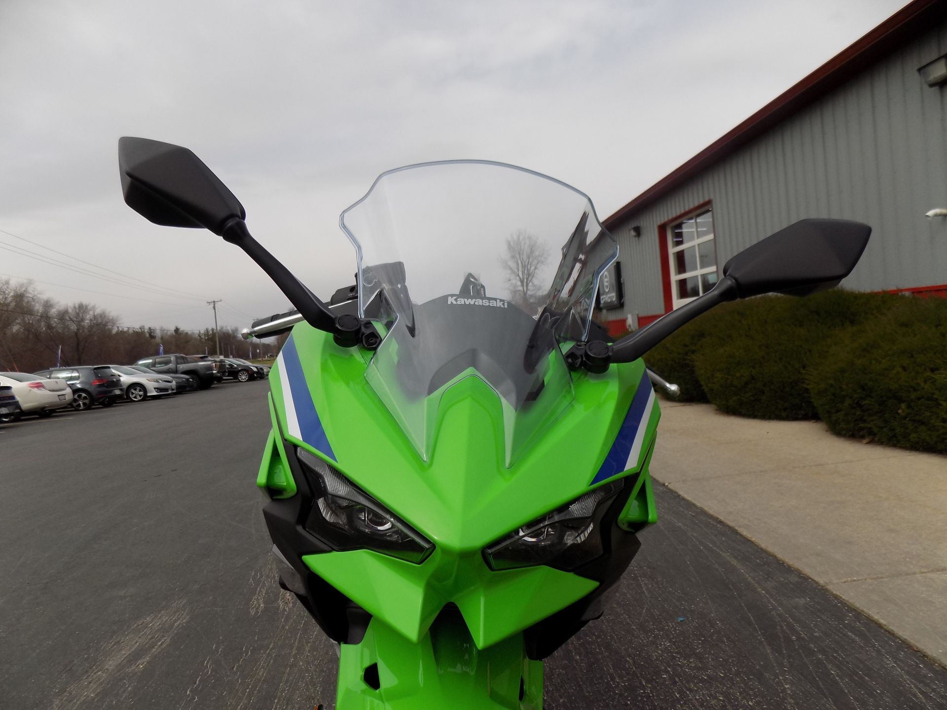 2024 Kawasaki Ninja 500 SE 40th Anniversary Edition ABS in Janesville, Wisconsin - Photo 10