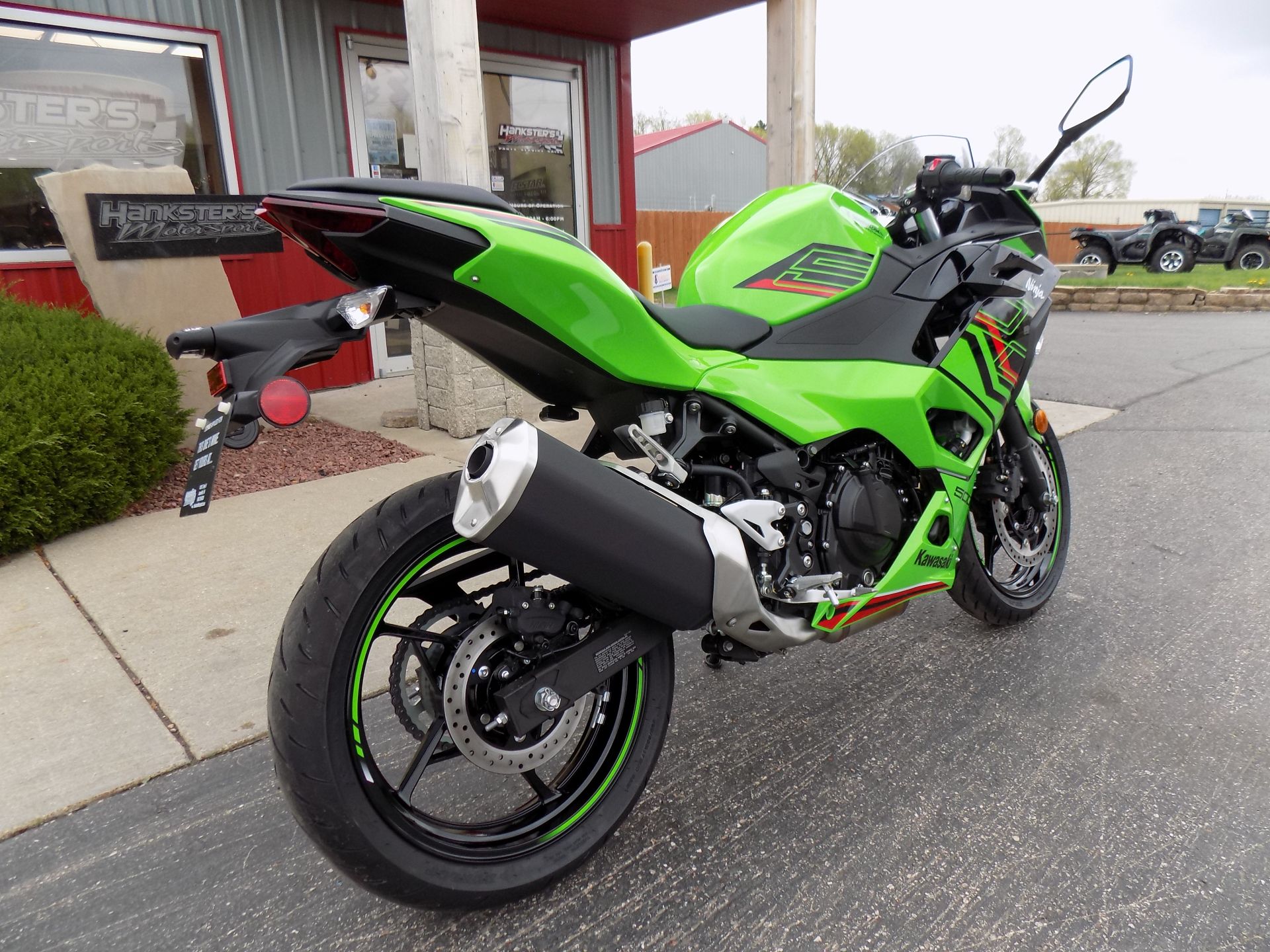 2024 Kawasaki Ninja 500 KRT Edition in Janesville, Wisconsin - Photo 8